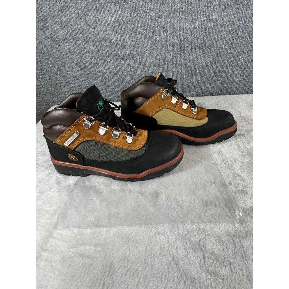 Timberland boys size 2 Youth Nubuck ankle boots waterproof